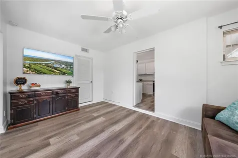 1017 SE 16th Court Stuart FL 34996