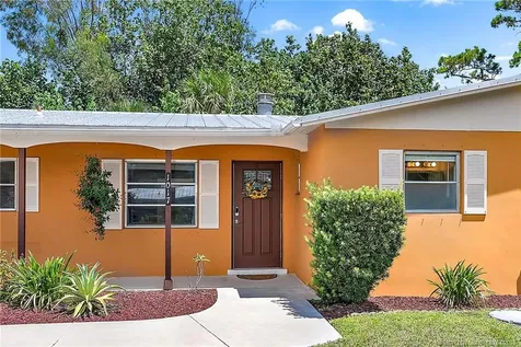 1017 SE 16th Court Stuart FL 34996