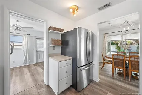 1017 SE 16th Court Stuart FL 34996