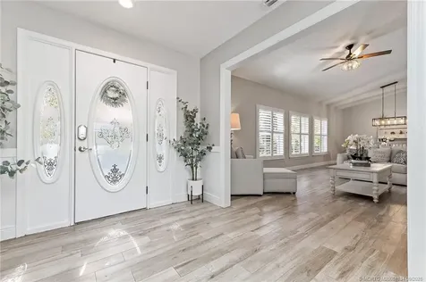 2980 NE Pinecrest Lakes Boulevard Jensen Beach FL 34957