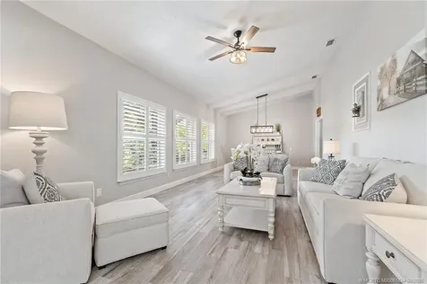 2980 NE Pinecrest Lakes Boulevard Jensen Beach FL 34957