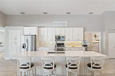 2980 NE Pinecrest Lakes Boulevard Jensen Beach FL 34957