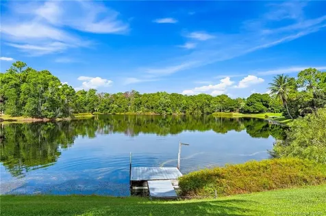 2980 NE Pinecrest Lakes Boulevard Jensen Beach FL 34957