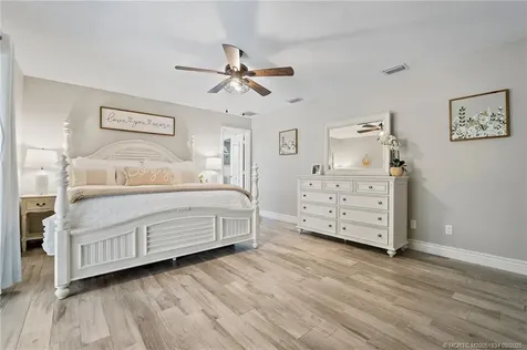 2980 NE Pinecrest Lakes Boulevard Jensen Beach FL 34957
