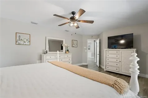 2980 NE Pinecrest Lakes Boulevard Jensen Beach FL 34957