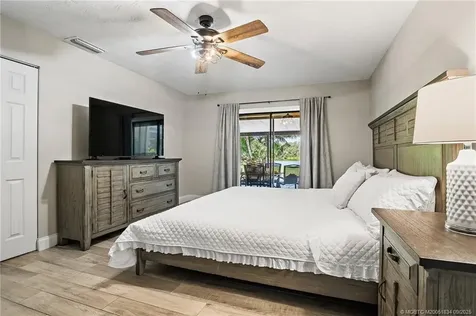 2980 NE Pinecrest Lakes Boulevard Jensen Beach FL 34957