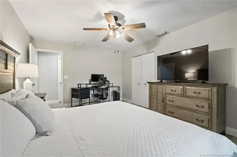 2980 NE Pinecrest Lakes Boulevard Jensen Beach FL 34957