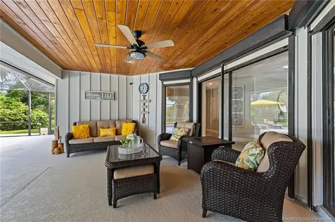 2980 NE Pinecrest Lakes Boulevard Jensen Beach FL 34957