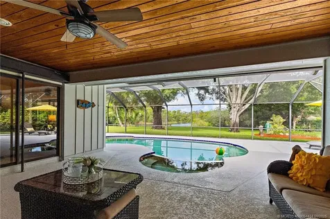 2980 NE Pinecrest Lakes Boulevard Jensen Beach FL 34957