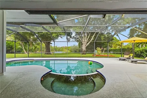 2980 NE Pinecrest Lakes Boulevard Jensen Beach FL 34957