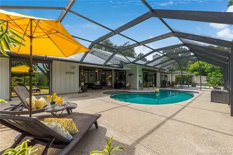 2980 NE Pinecrest Lakes Boulevard Jensen Beach FL 34957