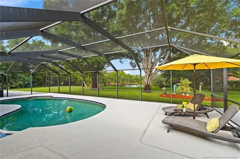 2980 NE Pinecrest Lakes Boulevard Jensen Beach FL 34957