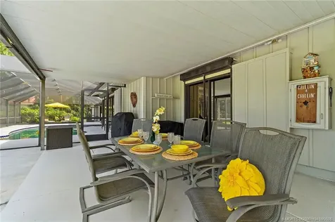 2980 NE Pinecrest Lakes Boulevard Jensen Beach FL 34957