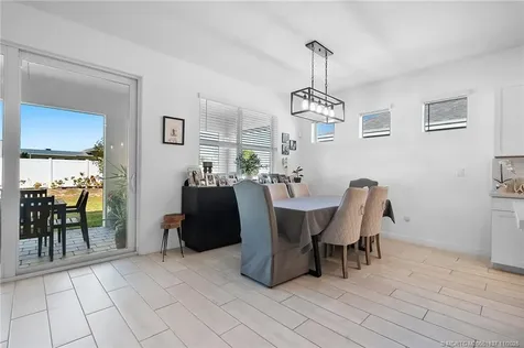 2880 NE Breezeway Circle Jensen Beach FL 34957