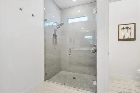 2880 NE Breezeway Circle Jensen Beach FL 34957