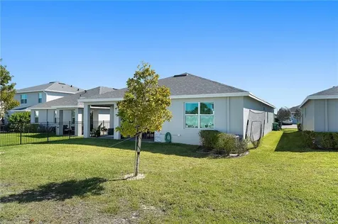 2880 NE Breezeway Circle Jensen Beach FL 34957