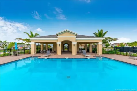 2880 NE Breezeway Circle Jensen Beach FL 34957