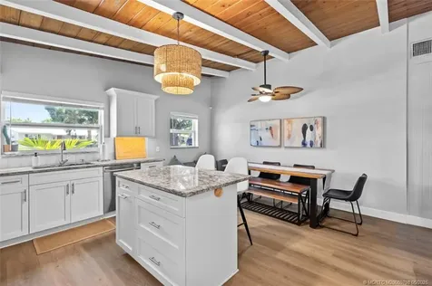 3125 NE Lake Avenue Jensen Beach FL 34957