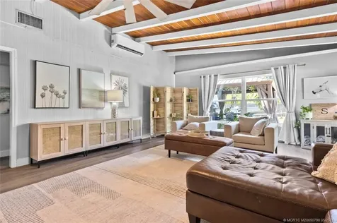 3125 NE Lake Avenue Jensen Beach FL 34957