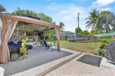 3125 NE Lake Avenue Jensen Beach FL 34957