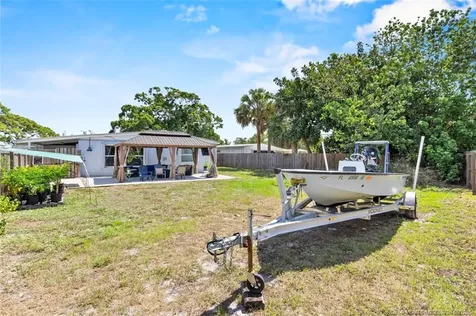 3125 NE Lake Avenue Jensen Beach FL 34957