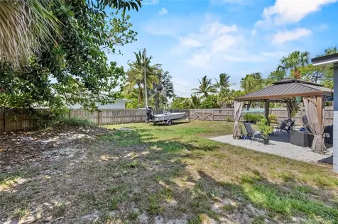 3125 NE Lake Avenue Jensen Beach FL 34957