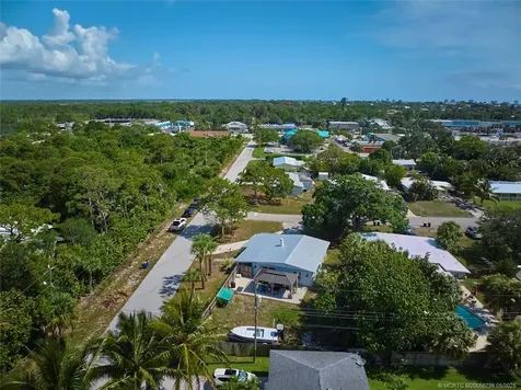 3125 NE Lake Avenue Jensen Beach FL 34957