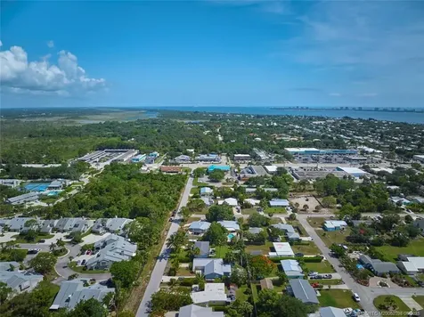 3125 NE Lake Avenue Jensen Beach FL 34957