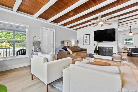 3125 NE Lake Avenue Jensen Beach FL 34957