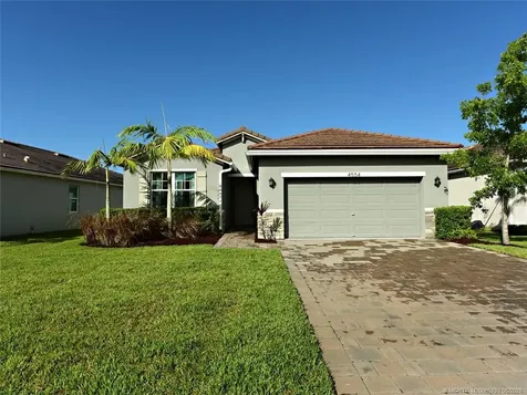 4554 NW King Court Jensen Beach FL 34957