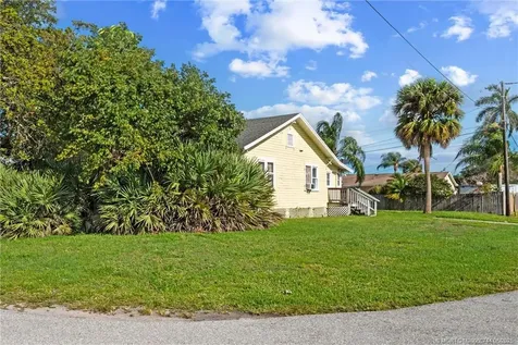 1566 NW 9th Avenue Stuart FL 34994