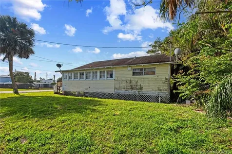 1566 NW 9th Avenue Stuart FL 34994