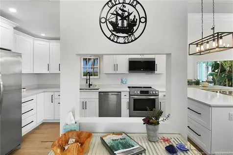 4044 NE Breakwater Drive Jensen Beach FL 34957