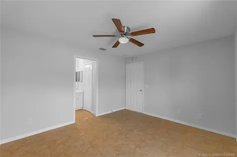 545 SW Buswell Avenue Port St Lucie FL 34983