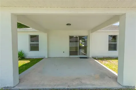 545 SW Buswell Avenue Port St Lucie FL 34983