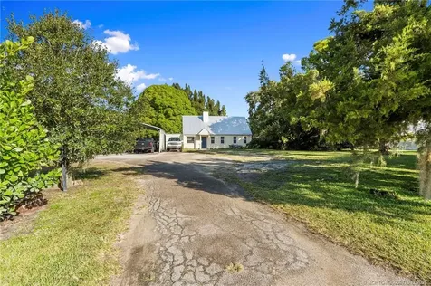 1699 NW Britt Road Stuart FL 34994