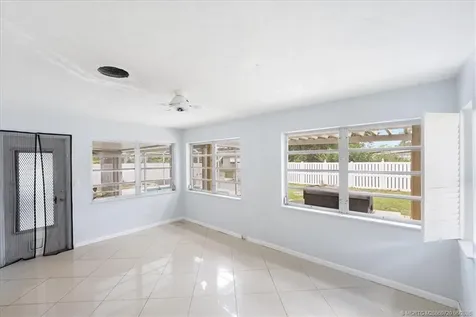 303 W Arbor Avenue Port St Lucie FL 34952