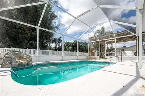 303 W Arbor Avenue Port St Lucie FL 34952