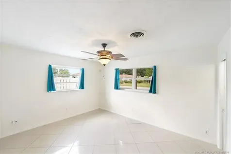 303 W Arbor Avenue Port St Lucie FL 34952