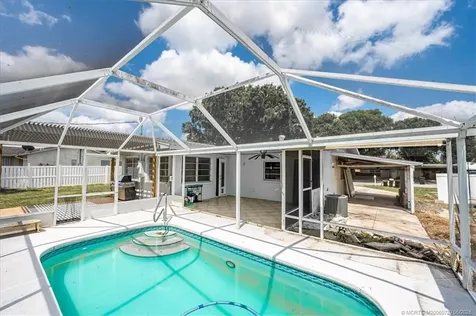 303 W Arbor Avenue Port St Lucie FL 34952