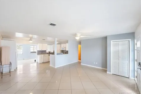 303 W Arbor Avenue Port St Lucie FL 34952