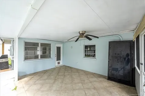 303 W Arbor Avenue Port St Lucie FL 34952