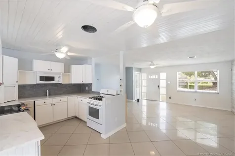 303 W Arbor Avenue Port St Lucie FL 34952