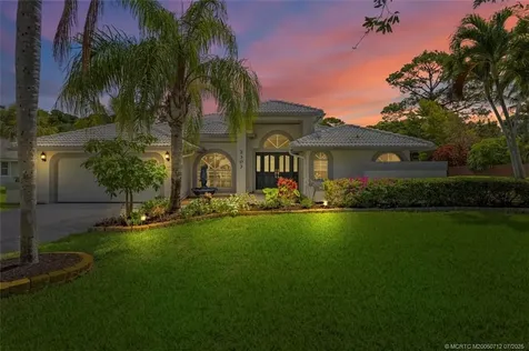 2303 NE Marlberry Lane Jensen Beach FL 34957