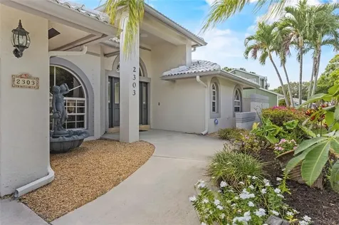 2303 NE Marlberry Lane Jensen Beach FL 34957