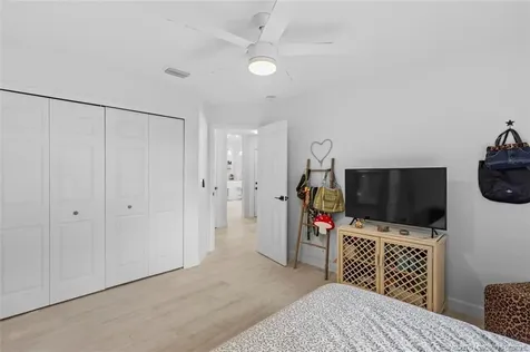 3042 NE Ivy Lane Jensen Beach FL 34957