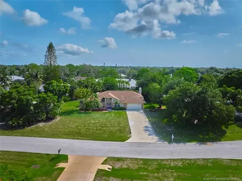 3042 NE Ivy Lane Jensen Beach FL 34957