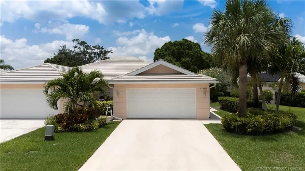 1269 NW Bentley Circle Port Saint Lucie FL 34986