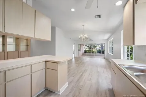 1269 NW Bentley Circle Port St Lucie FL 34986