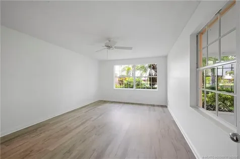 1269 NW Bentley Circle Port St Lucie FL 34986